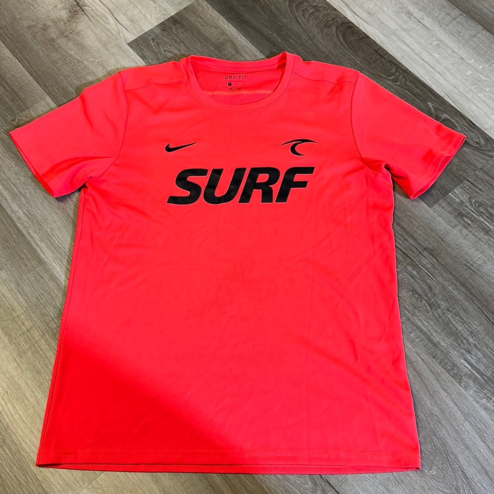 NIKE SURF Dri Fit Red Neon Short Sleeve